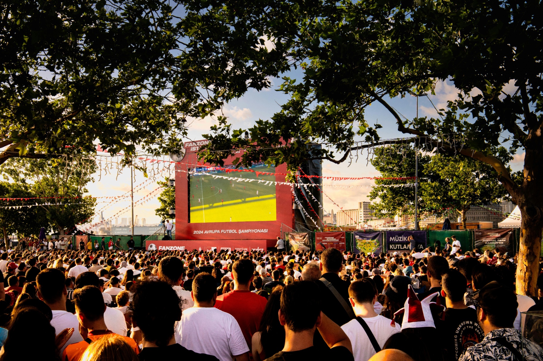 FIFA WM 2026 Public Viewing – USA, Kanada, Mexiko, Berlin, London ...